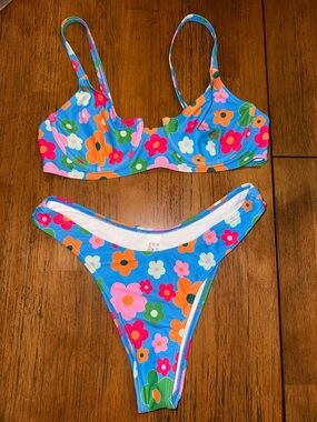 SHEIN Blue Floral Two-Piece Bikini with Multicolor Flowers